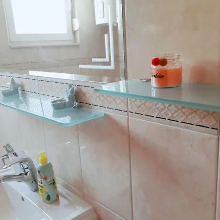 Apartament Leonarda Kaštela