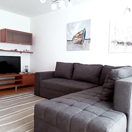 Apartament Leonarda Kaštela